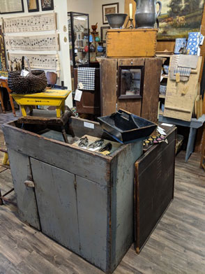 painted furniture Antiques